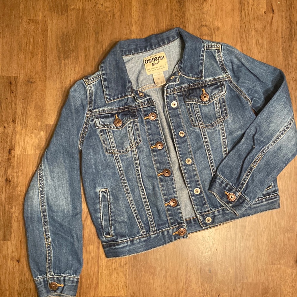 OshKosh girls denim jacket size 8 EUC